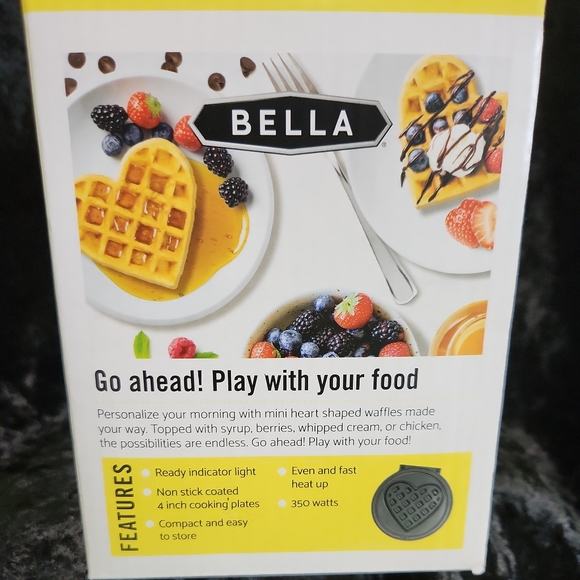 Bella Mini Waffle Maker Heart-shaped Waffles NEW in Box - Picture 3 of 4